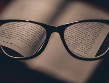 Αγώνας δρόμου των ασφαλισμένων για ένα ζευγάρι γυαλιά οράσεως- Τι χορηγεί ο ΕΟΠΥΥ